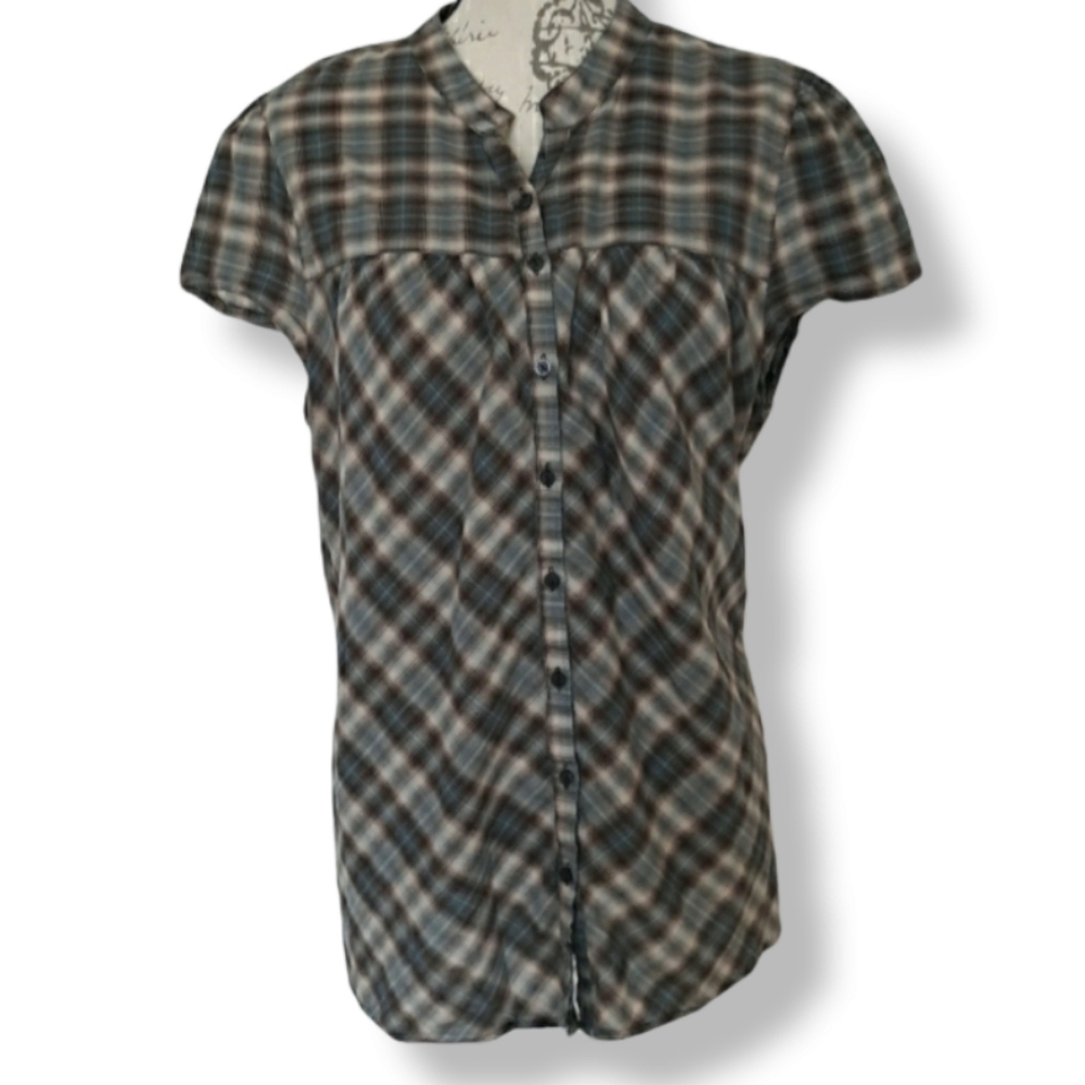 A.n.a. 1X brown Plaid Cap sleeved Shirt